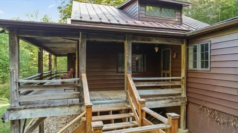 6614 Middlebrook Road Raphine VA 24472