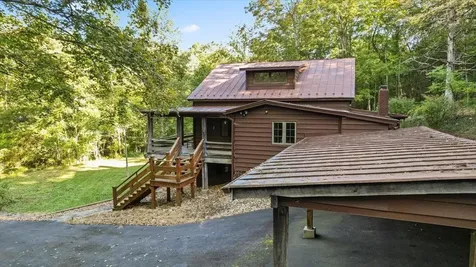 6614 Middlebrook Road Raphine VA 24472