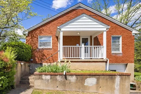 9 Baldwin Drive Staunton VA 24401