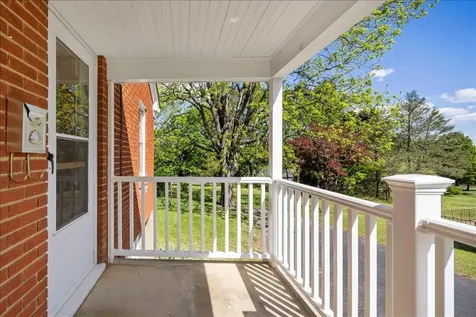 9 Baldwin Drive Staunton VA 24401
