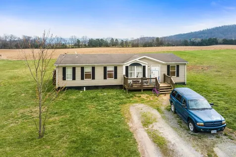 15,17,25,37 Hayfield Lane Fort Defiance VA 24437