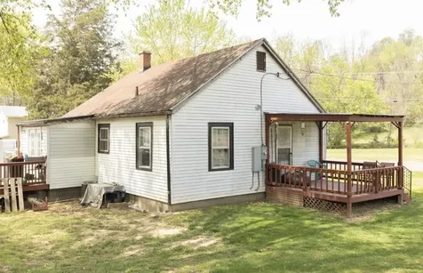 162 40th Street E Buena Vista VA 24416