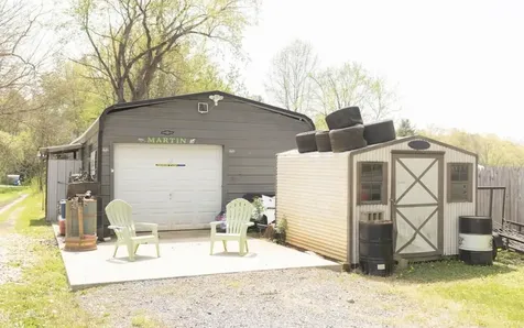 162 40th Street E Buena Vista VA 24416