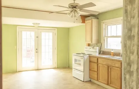 162 40th Street E Buena Vista VA 24416