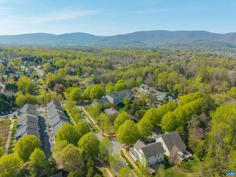 310 Patriot Way Charlottesville VA 22903