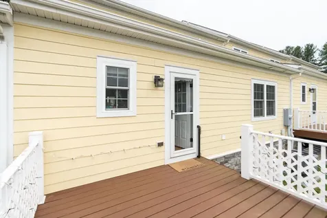 19 Ashwood Lane Staunton VA 24401