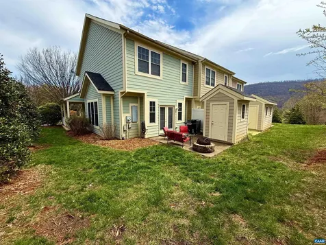 1964 Tudor Court Charlottesville VA 22902