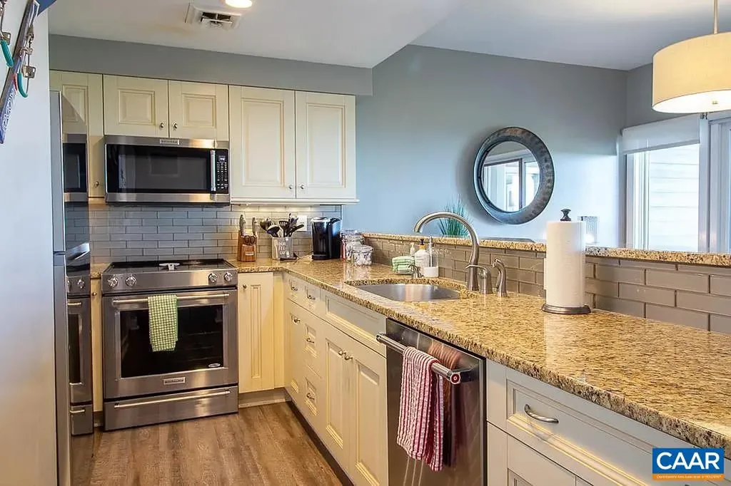 1616 Overlook Condos Roseland VA 22967