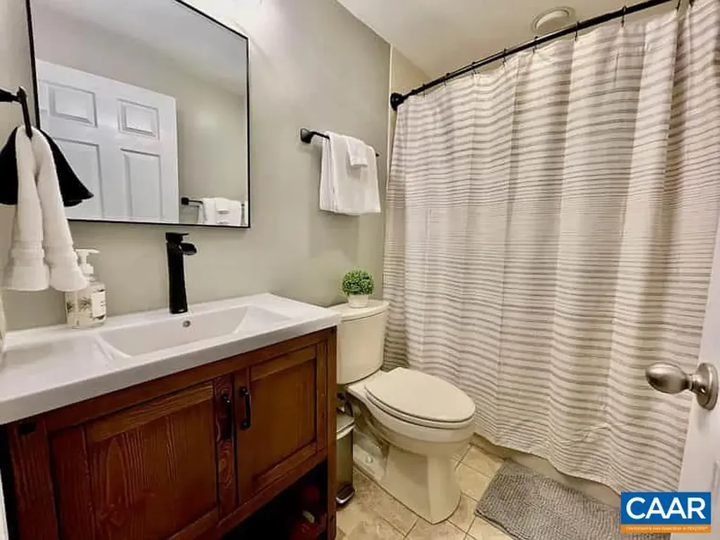 1616 Overlook Condos Roseland VA 22967