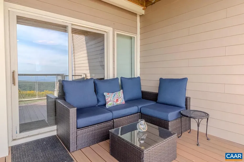 1616 Overlook Condos Roseland VA 22967