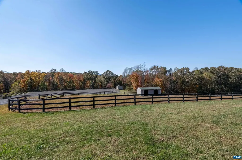 2236 Craigs Store Road Afton VA 22920