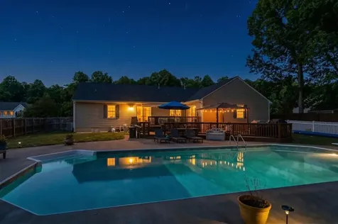 297 Arrow Head Lane Stuarts Draft VA 24477
