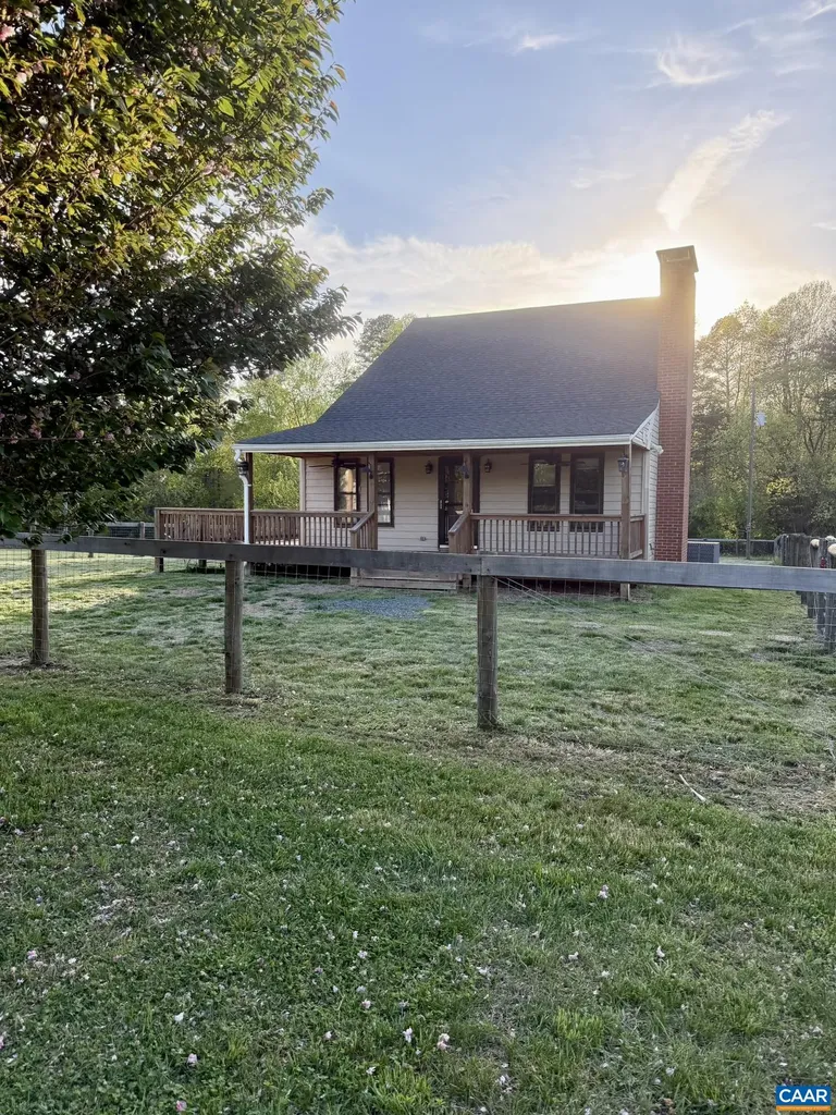 1497 Salem Church Road Palmyra VA 22963