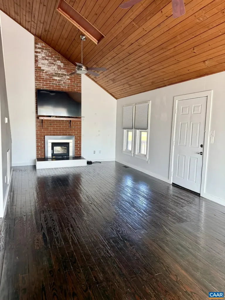 1497 Salem Church Road Palmyra VA 22963