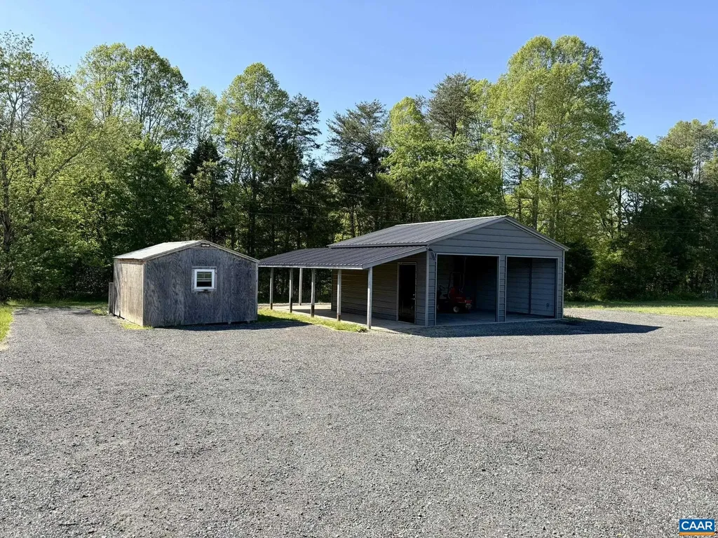 1497 Salem Church Road Palmyra VA 22963