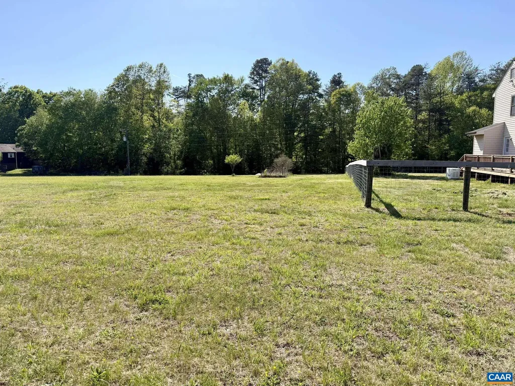 1497 Salem Church Road Palmyra VA 22963