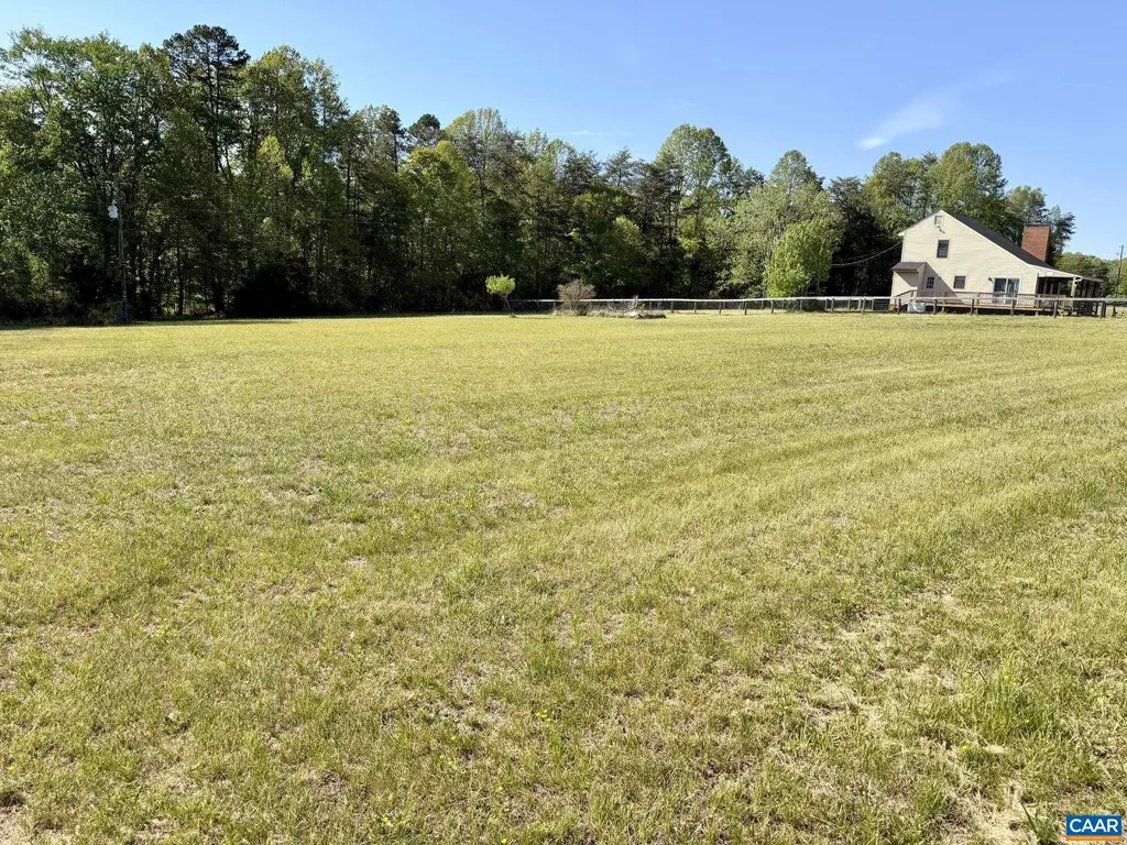 1497 Salem Church Road Palmyra VA 22963