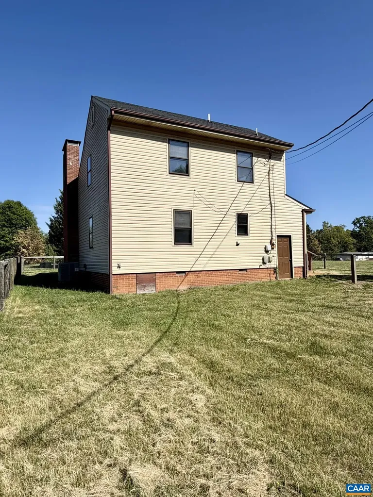 1497 Salem Church Road Palmyra VA 22963