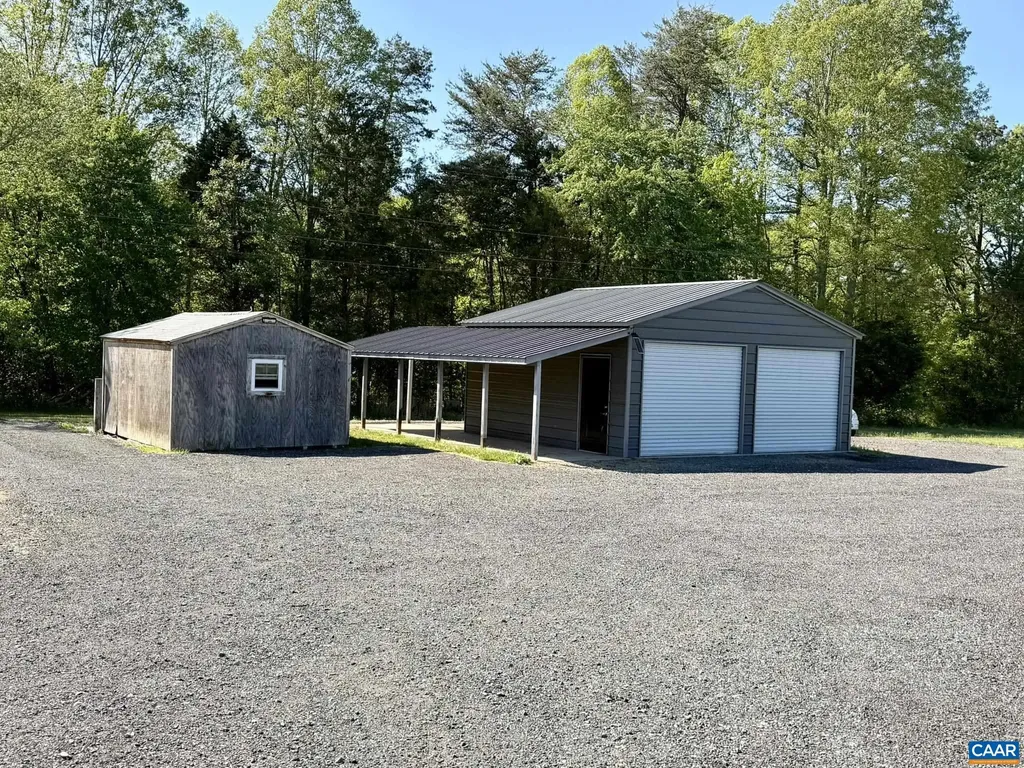 1497 Salem Church Road Palmyra VA 22963