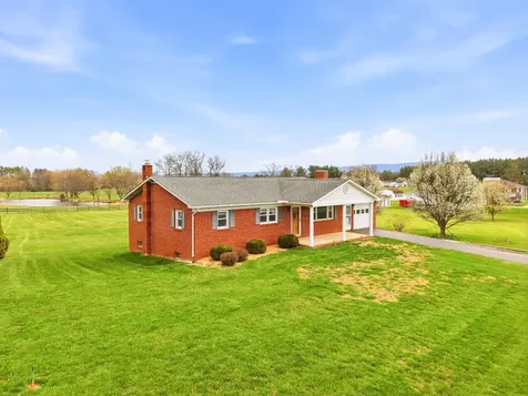 1665 Stoneburner Road Edinburg VA 22824