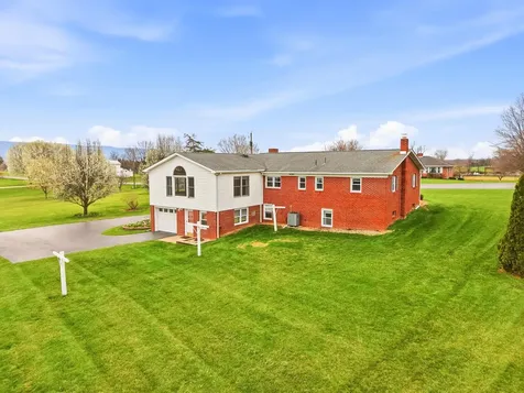1665 Stoneburner Road Edinburg VA 22824