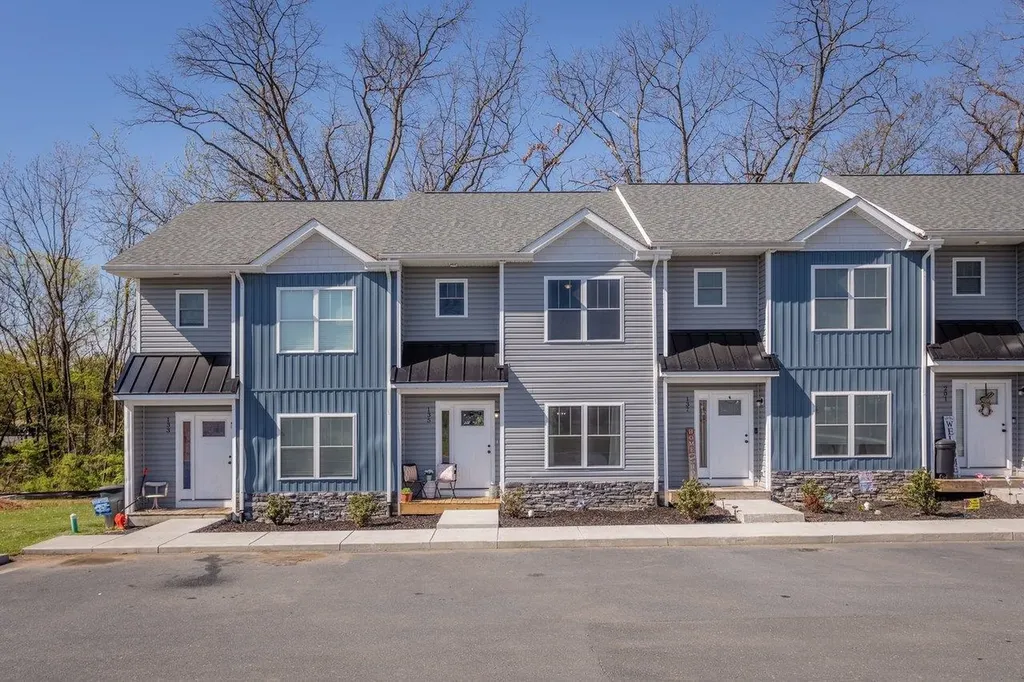 Elkton VA, 135 Swallow Drive