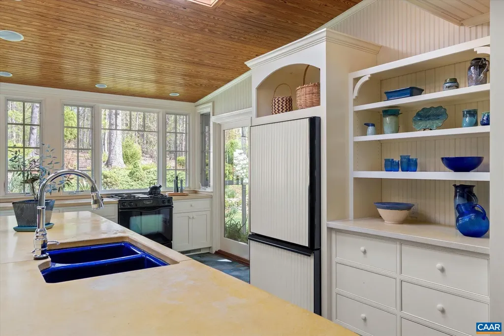 995 Old Garth Road Charlottesville VA 22901
