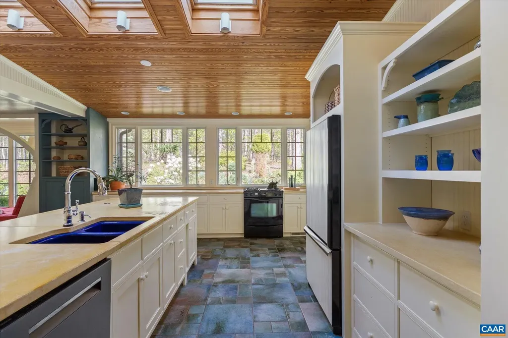 995 Old Garth Road Charlottesville VA 22901