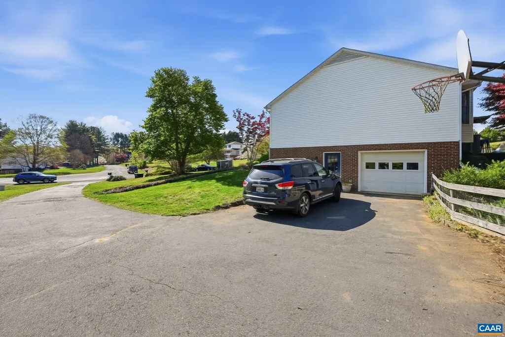101 Marjorie Lane Ruckersville VA 22968