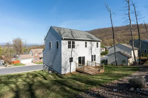 418 Campbell Street Staunton VA 24401