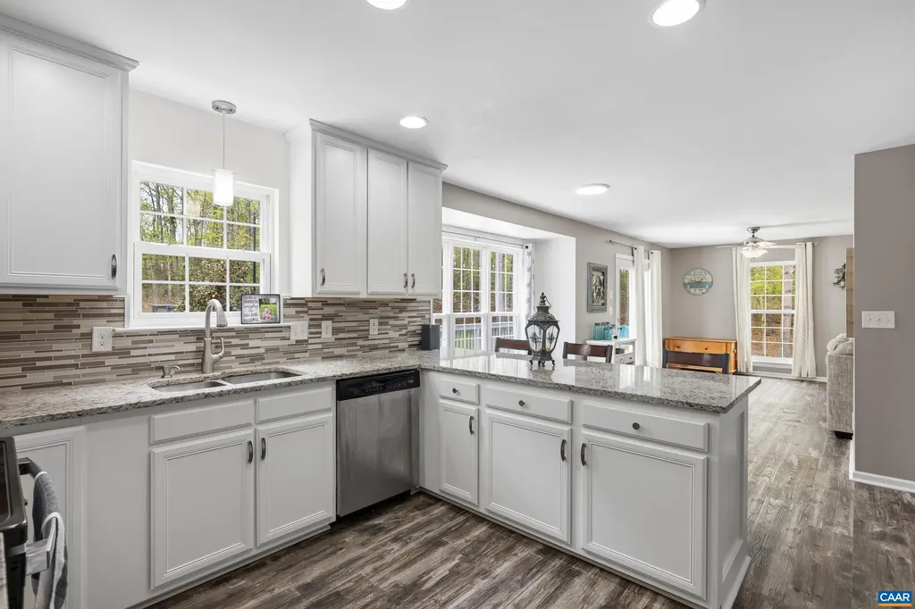 18383 James Madison Highway Troy VA 22974
