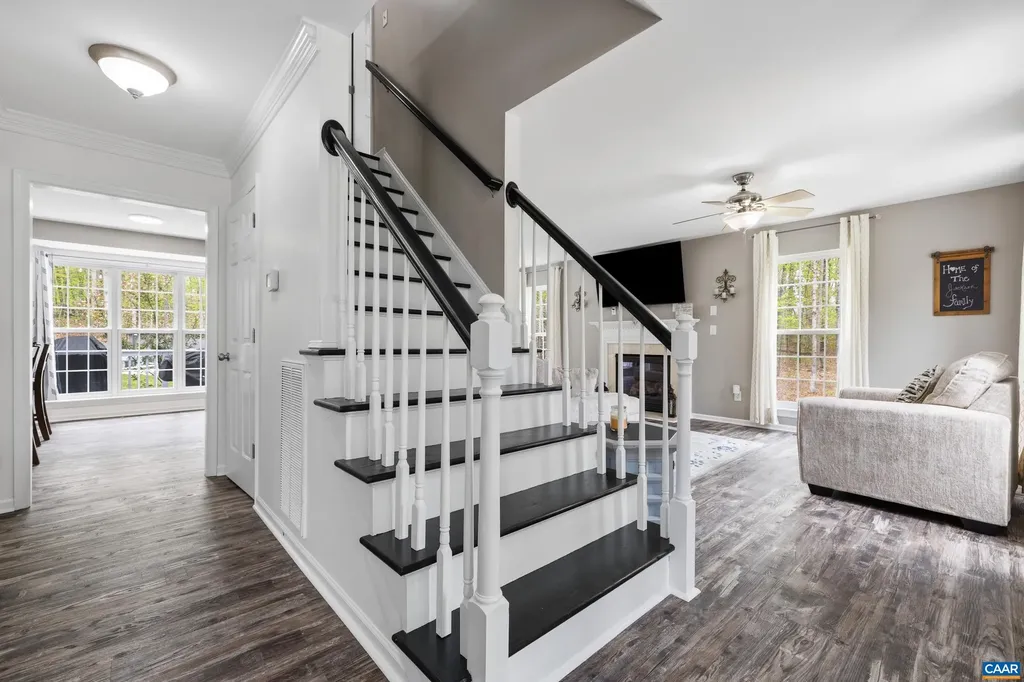 18383 James Madison Highway Troy VA 22974