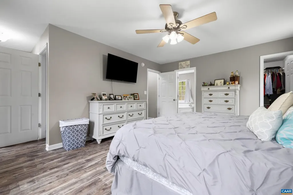 18383 James Madison Highway Troy VA 22974