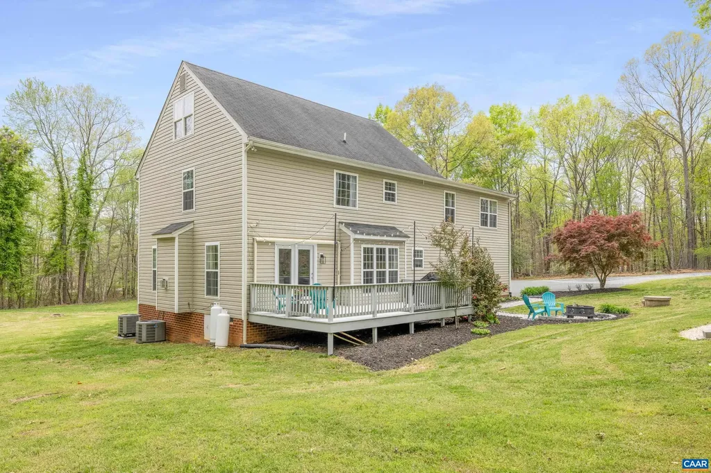 18383 James Madison Highway Troy VA 22974