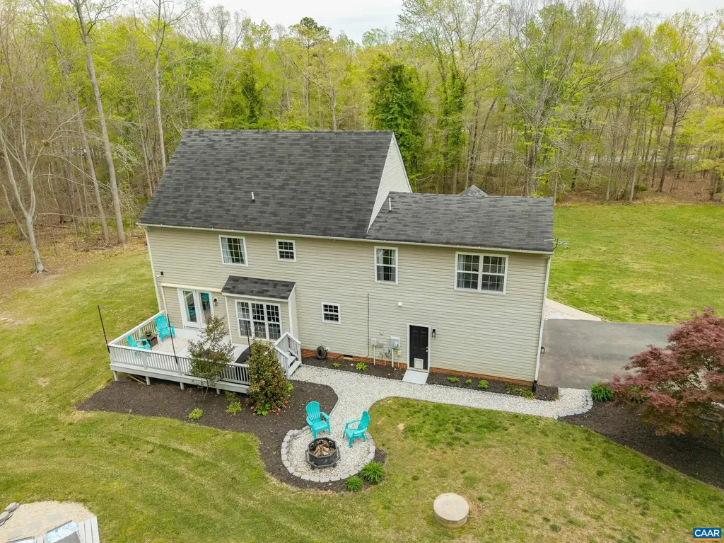 18383 James Madison Highway Troy VA 22974
