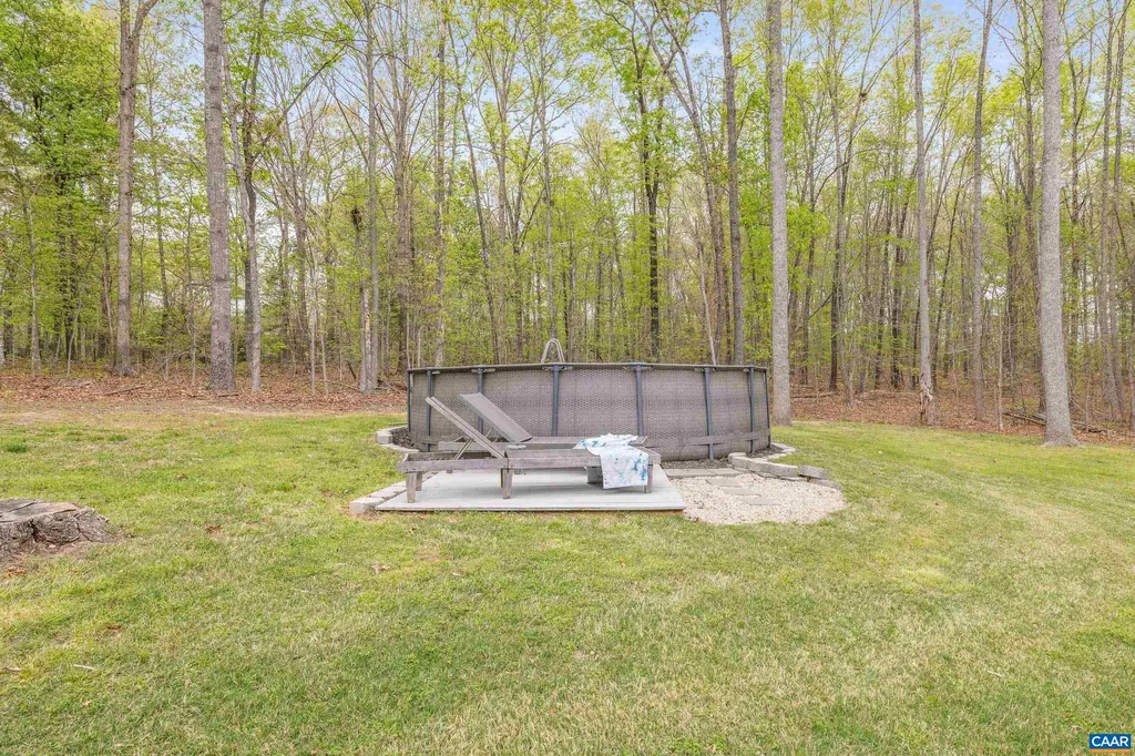 18383 James Madison Highway Troy VA 22974