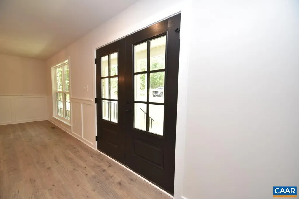 Forest Glen Lane Palmyra VA 23117