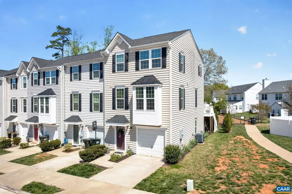 2422 Pocoson Wood Court Charlottesville VA 22911