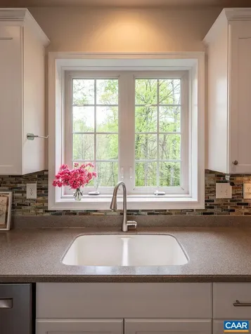 1254 Loring Run Charlottesville VA 22901
