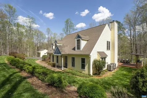 2700 Willow Oak Circle Charlottesville VA 22901