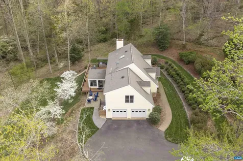 2700 Willow Oak Circle Charlottesville VA 22901