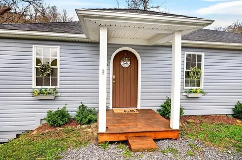 298 Hundley Distillery Road Churchville VA 24421