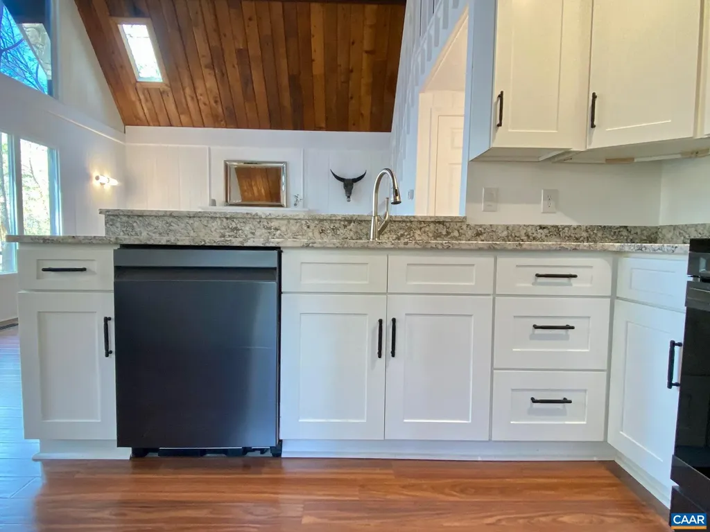 24 Tanglewood Road Palmyra VA 22963