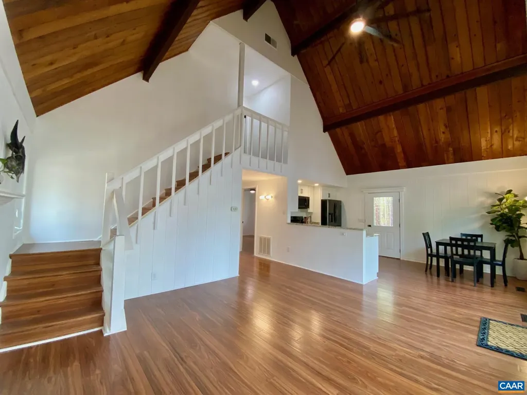 24 Tanglewood Road Palmyra VA 22963