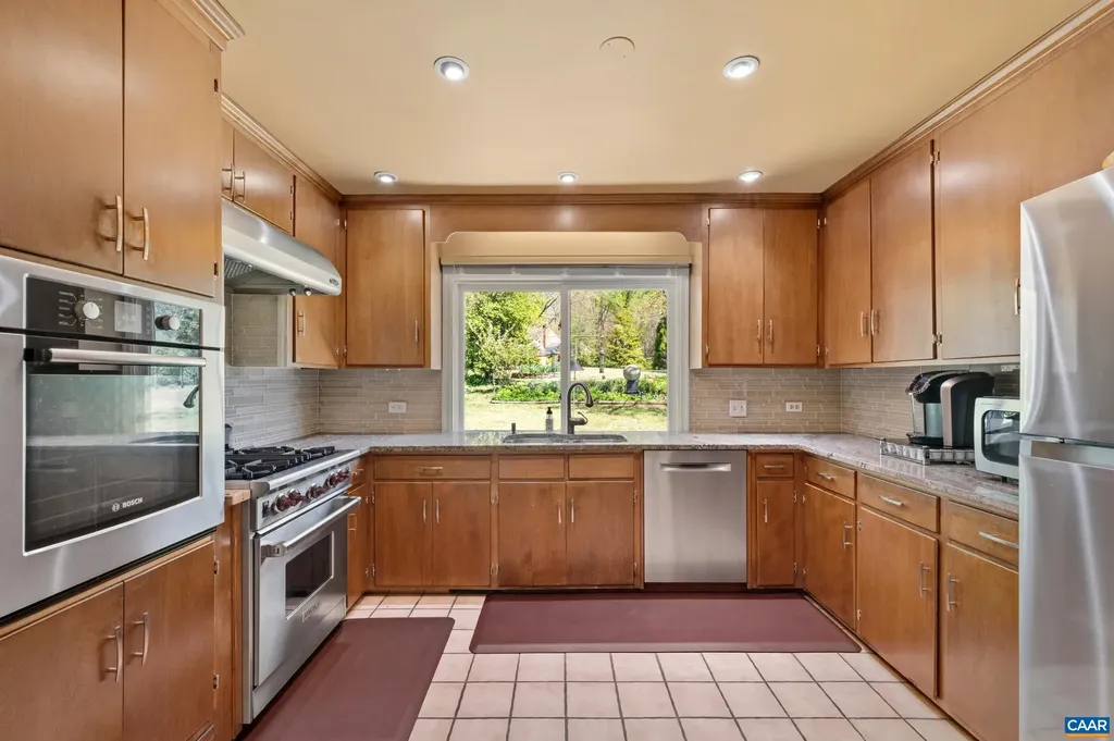 103 Powhatan Circle Charlottesville VA 22901