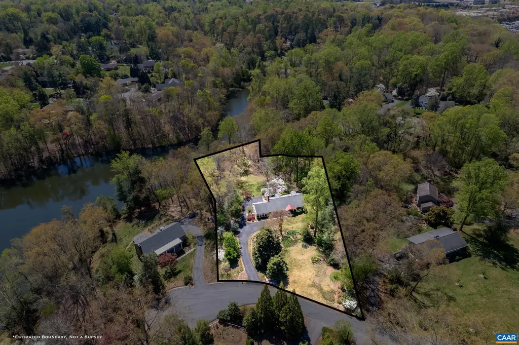 103 Powhatan Circle Charlottesville VA 22901