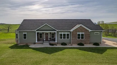 4288 Zion Church Road Broadway VA 22815