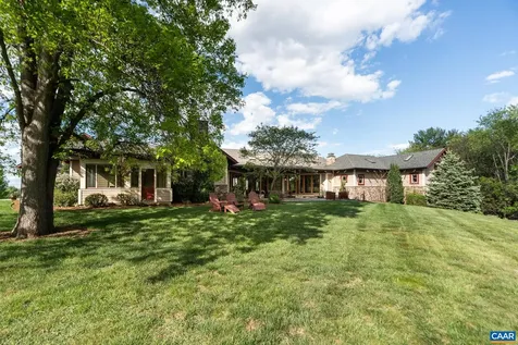 320 Carrsbrook Drive Staunton VA 24401