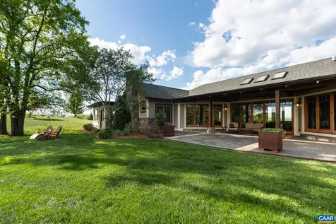 320 Carrsbrook Drive Staunton VA 24401