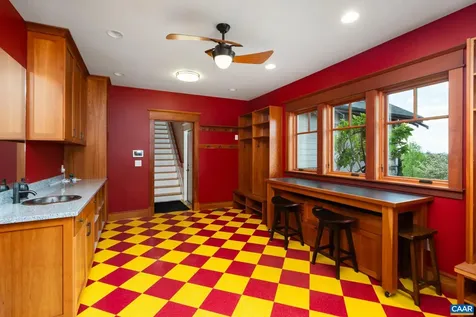320 Carrsbrook Drive Staunton VA 24401
